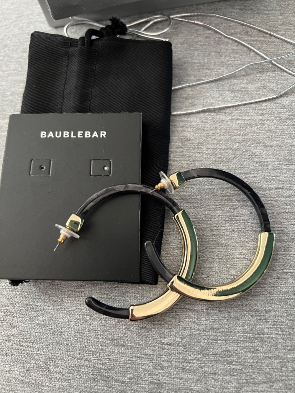 NWT BaubleBar Black & Gold-tone Semi-Open Hoop Earrings